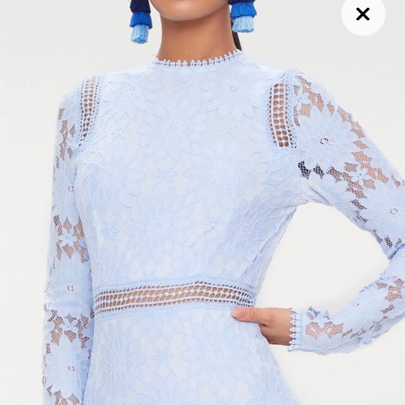 PRETTY LITTLE THING Lace Bodycon Dress - Picture 5 of 7